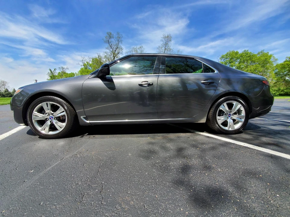 2011 Saab 9-5 2nd Gen - Image 12 of 31
