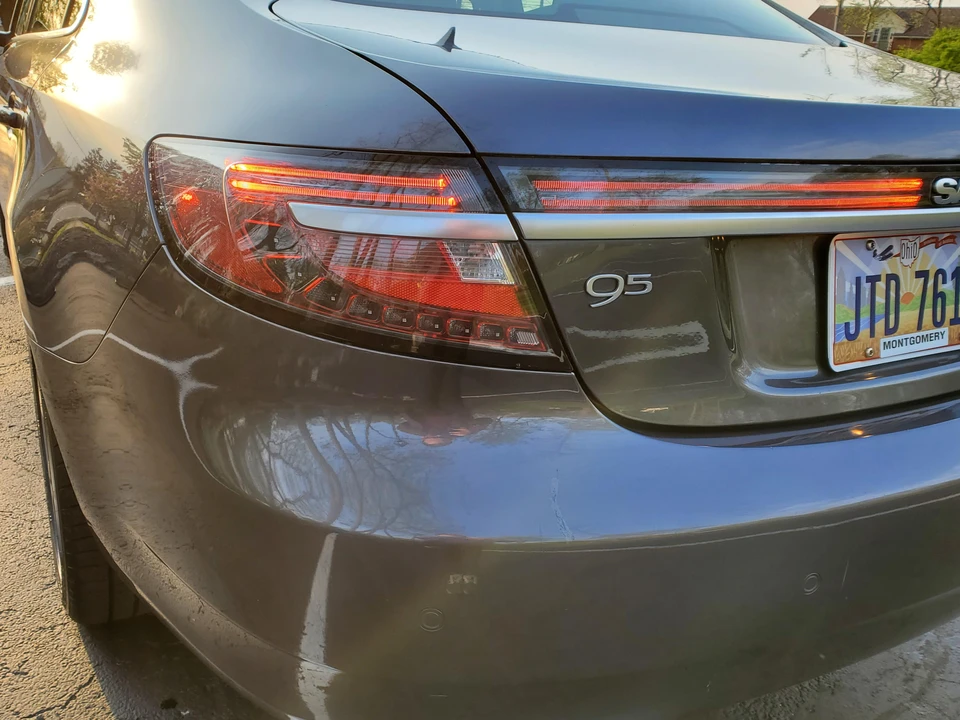 2011 Saab 9-5 2nd Gen - Image 24 of 31