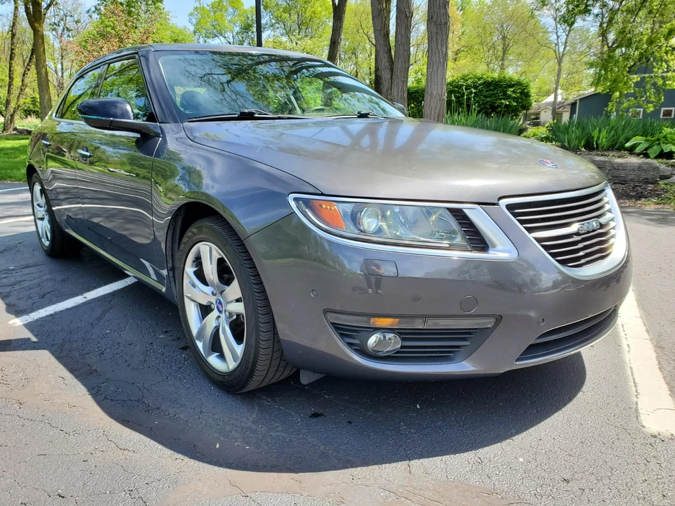 2011 Saab 9-5 2nd Gen - Image 15 of 31