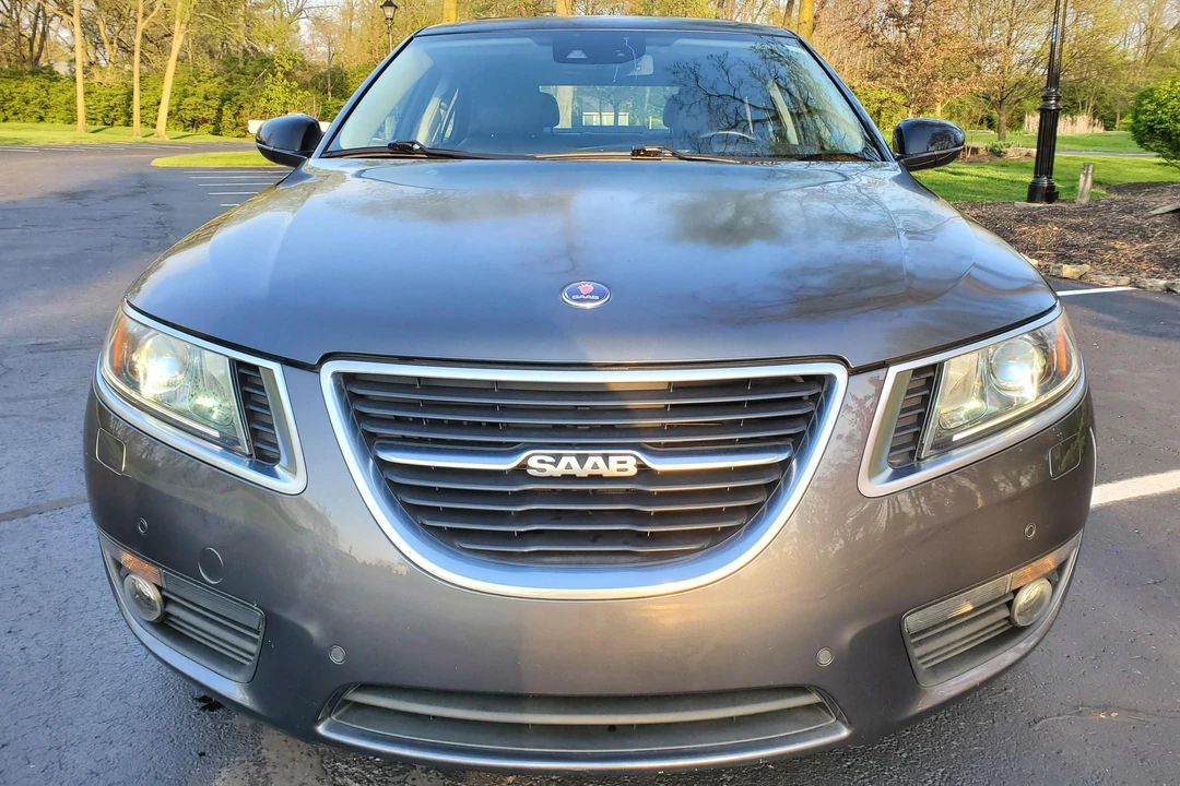 2011 Saab 9-5 2nd Gen - Image 2 of 31