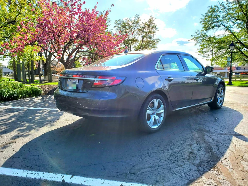 2011 Saab 9-5 2nd Gen - Image 14 of 31