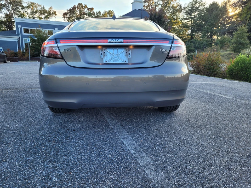 2011 Saab 9-5 2nd Gen - Image 12 of 31