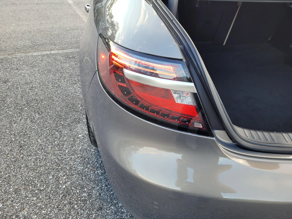 2011 Saab 9-5 2nd Gen - Image 26 of 31