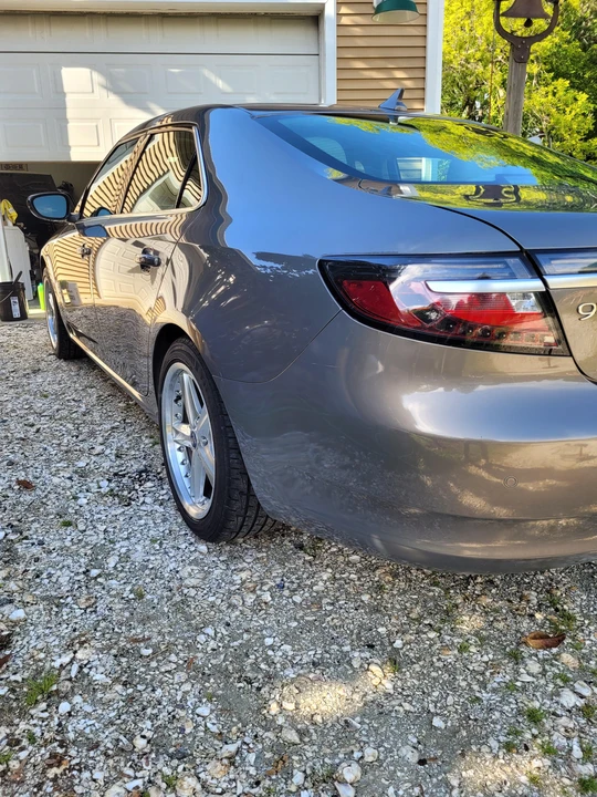 2011 Saab 9-5 2nd Gen - Image 25 of 31