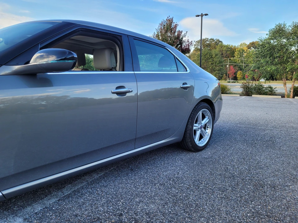 2011 Saab 9-5 2nd Gen - Image 22 of 31