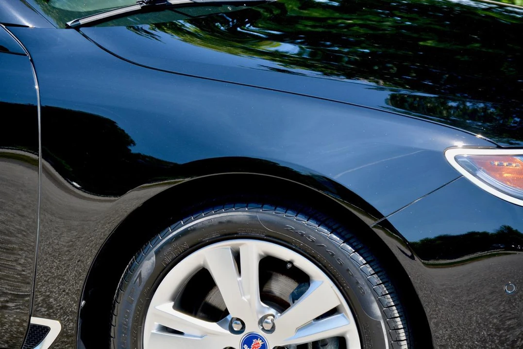 2011 Saab 9-5 2nd Gen - Image 18 of 31