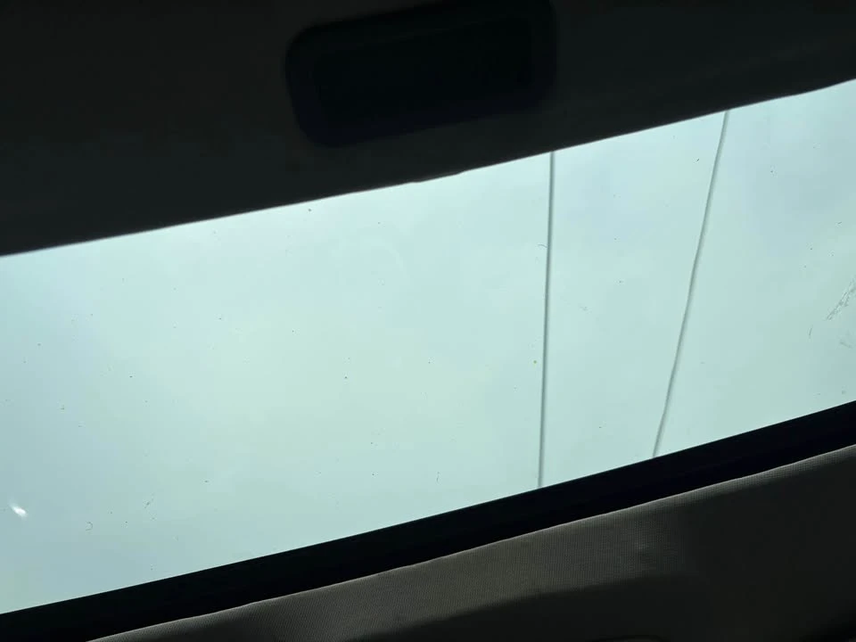 2011 Saab 9-3 2nd Gen - Image 2 of 12