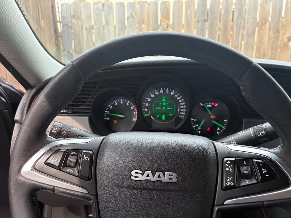 2011 Saab 9-3 2nd Gen - Image 4 of 12