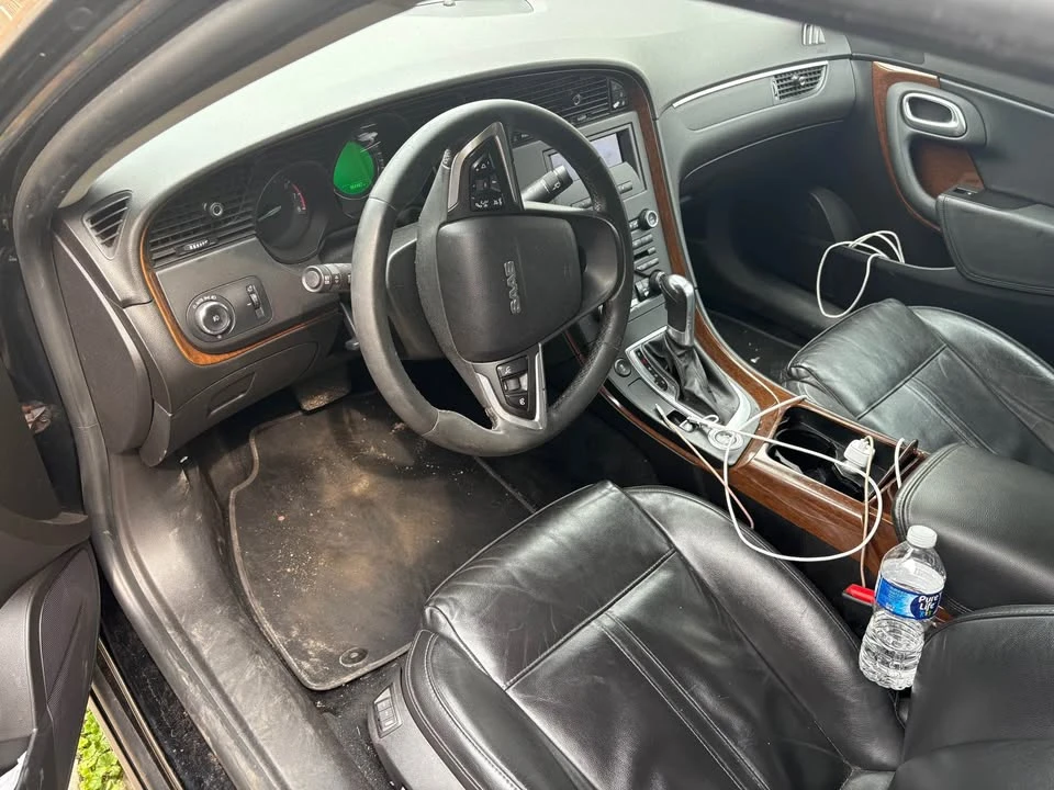 2011 Saab 9-3 2nd Gen - Image 6 of 12
