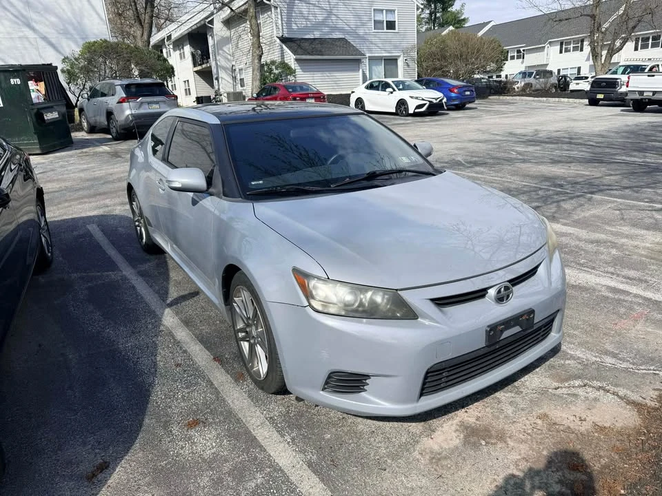 2011 Scion tC - Image 2 of 9