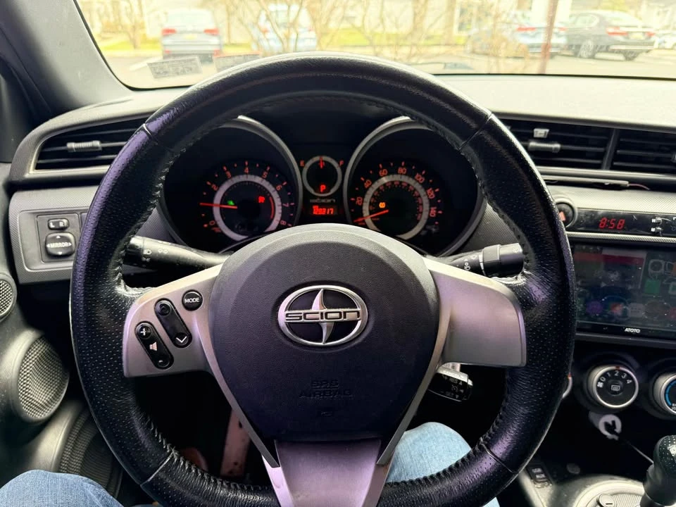 2011 Scion tC - Image 5 of 9