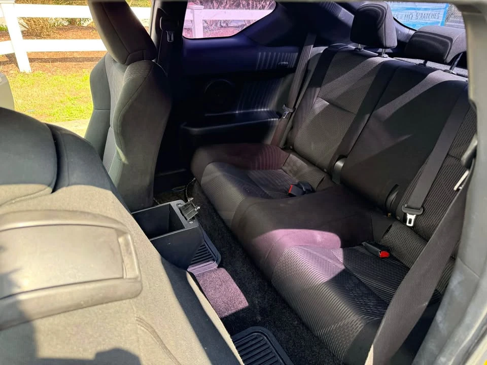 2011 Scion tC - Image 7 of 9