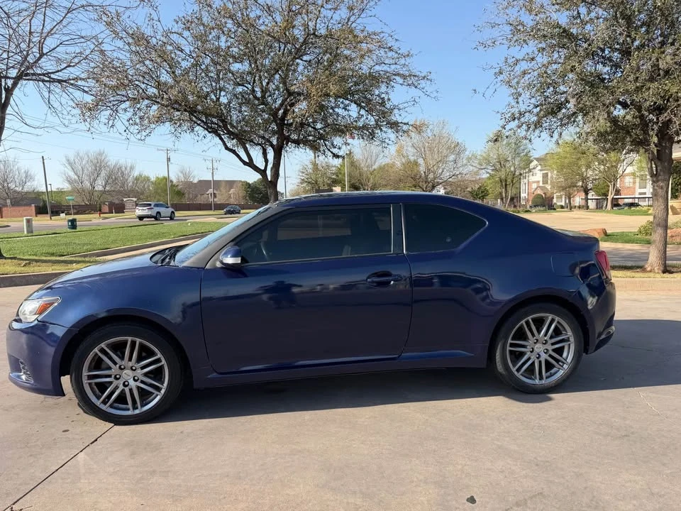 2011 Scion tC - Image 6 of 7