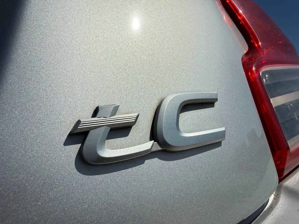 2011 Scion tC - Image 9 of 19