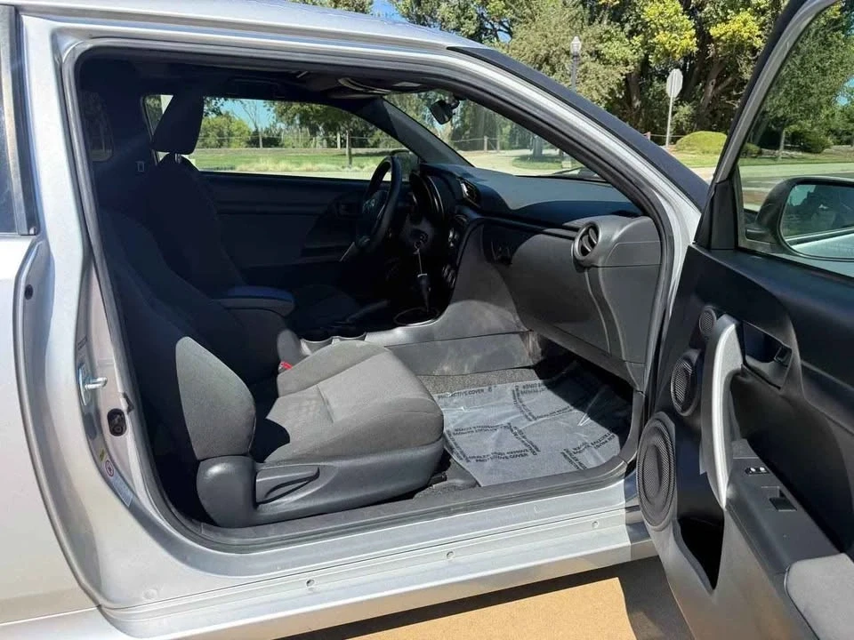 2011 Scion tC - Image 16 of 19