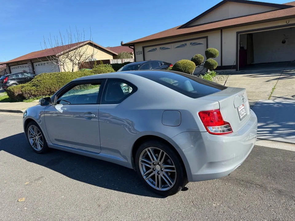 2011 Scion tC - Image 4 of 12
