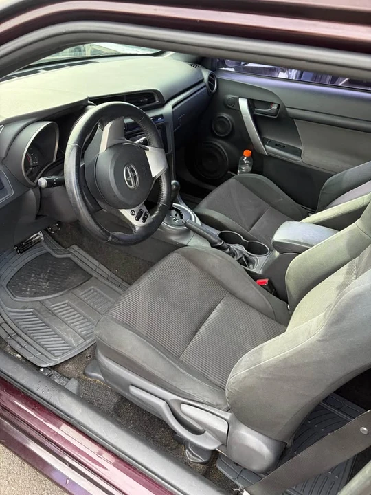 2011 Scion tC - Image 7 of 7
