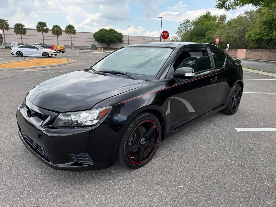 2011 Scion tC - Image 2 of 10
