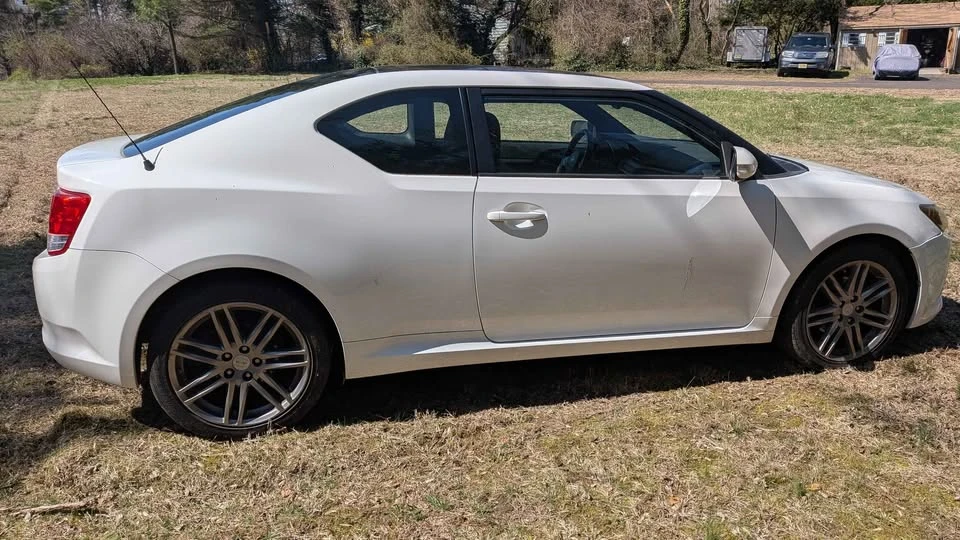 2011 Scion tC - Image 3 of 12