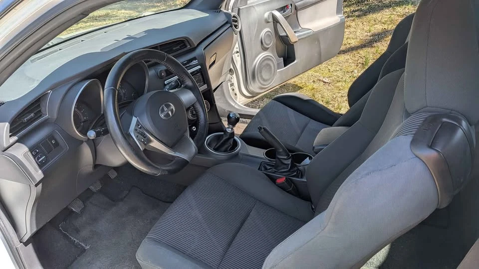 2011 Scion tC - Image 8 of 12