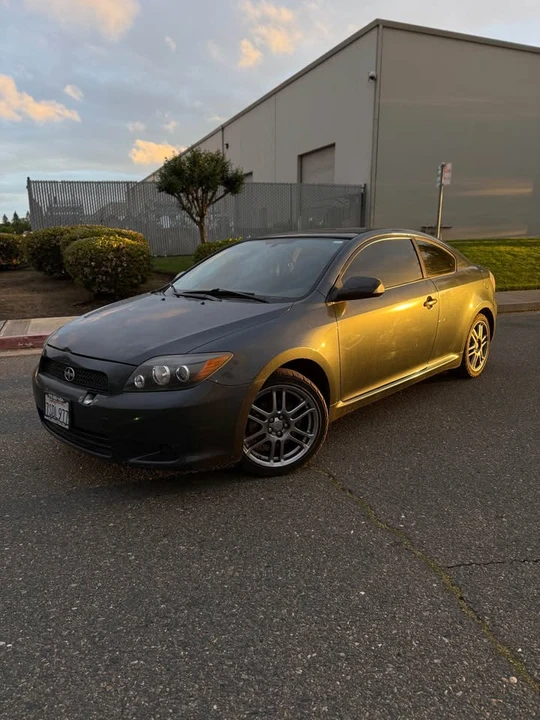 2011 Scion tC - Image 4 of 15