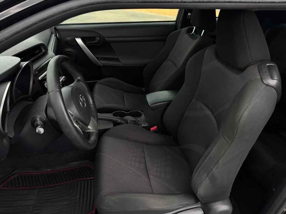 2011 Scion tC - Image 6 of 10