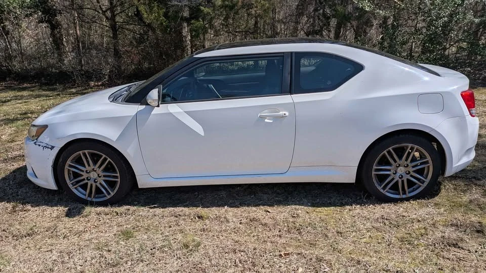 2011 Scion tC - Image 2 of 12