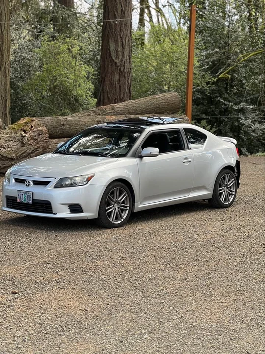 2011 Scion tC - Image 2 of 8