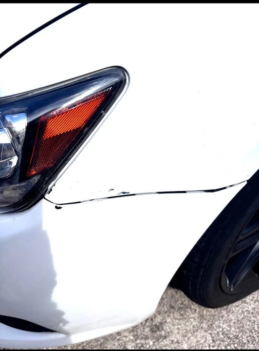 2011 Scion tC - Image 6 of 8