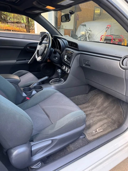 2011 Scion tC - Image 10 of 16