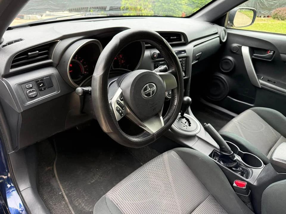 2011 Scion tC - Image 9 of 10