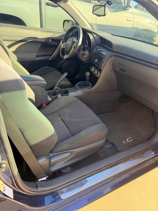 2011 Scion tC - Image 6 of 6