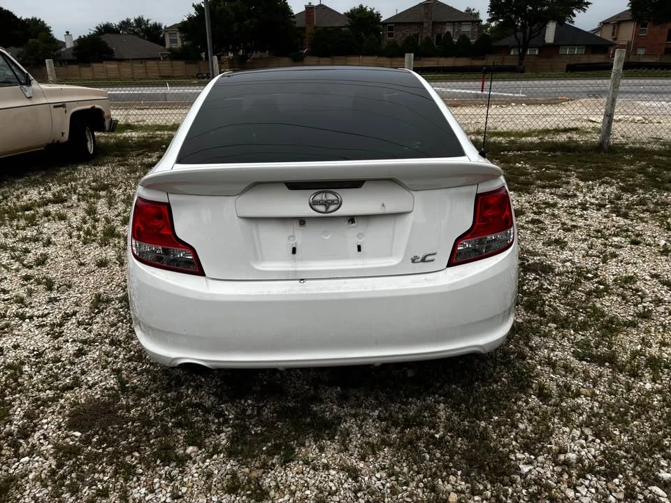 2011 Scion tC - Image 6 of 13
