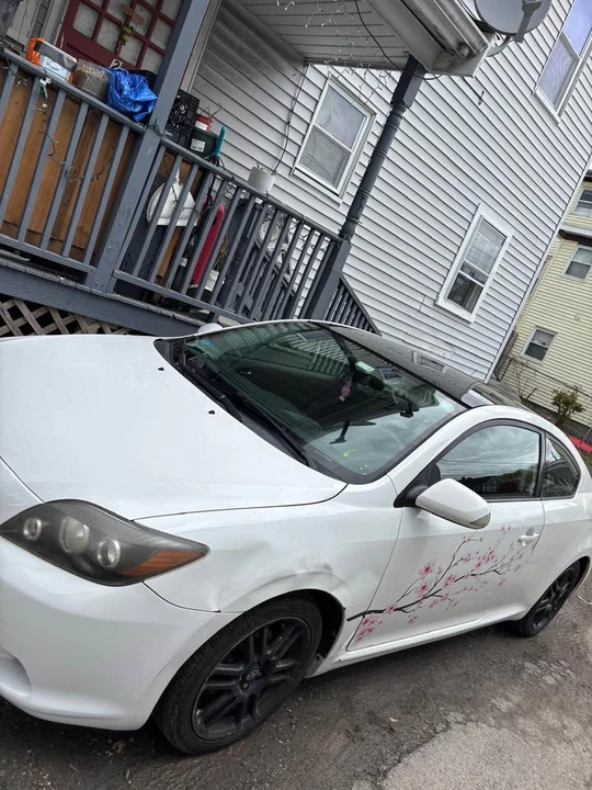 2011 Scion tC - Image 2 of 5