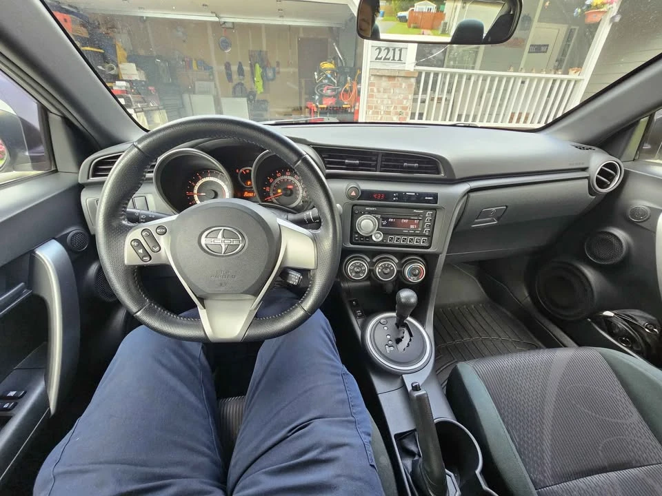 2011 Scion tC - Image 9 of 11