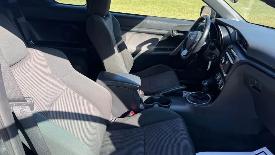 2011 Scion tC - Image 14 of 17