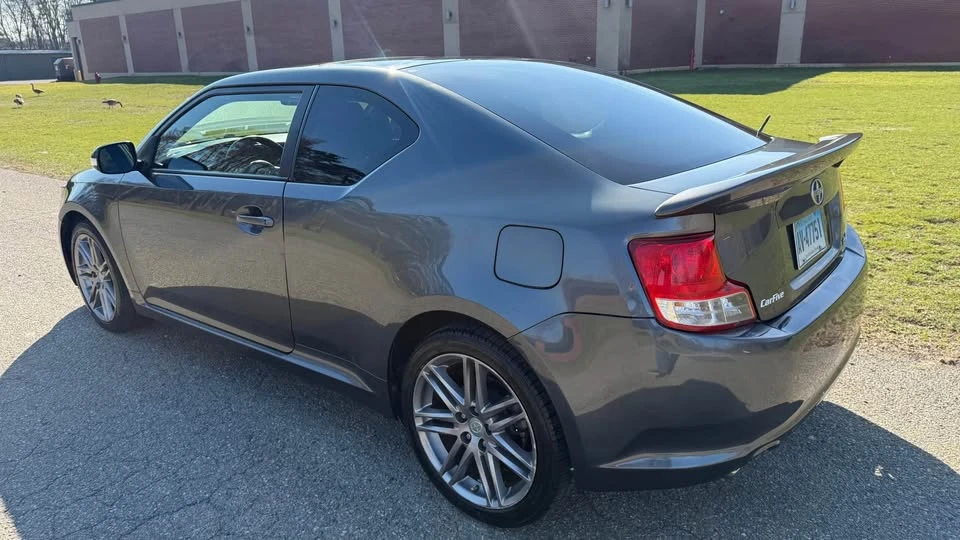 2011 Scion tC - Image 8 of 17
