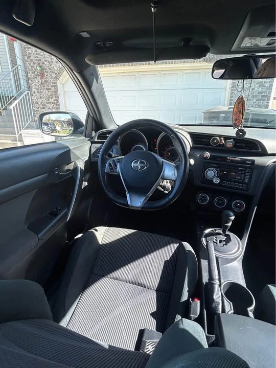 2011 Scion tC - Image 14 of 18