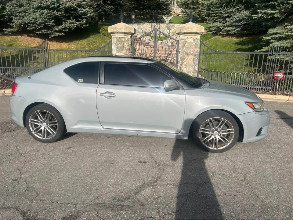 2011 Scion tC - Image 3 of 18