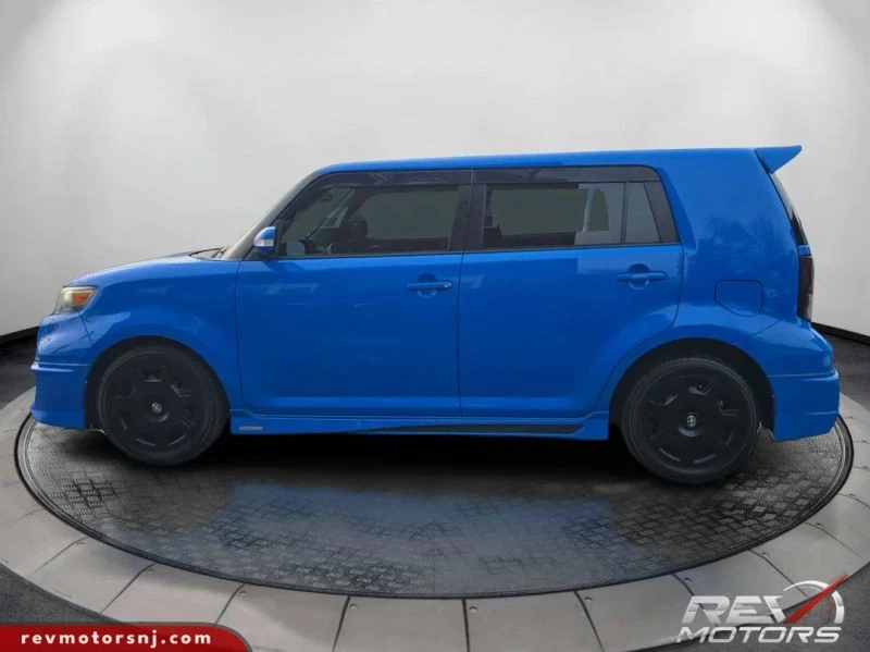 2011 Scion xB - Image 2 of 12