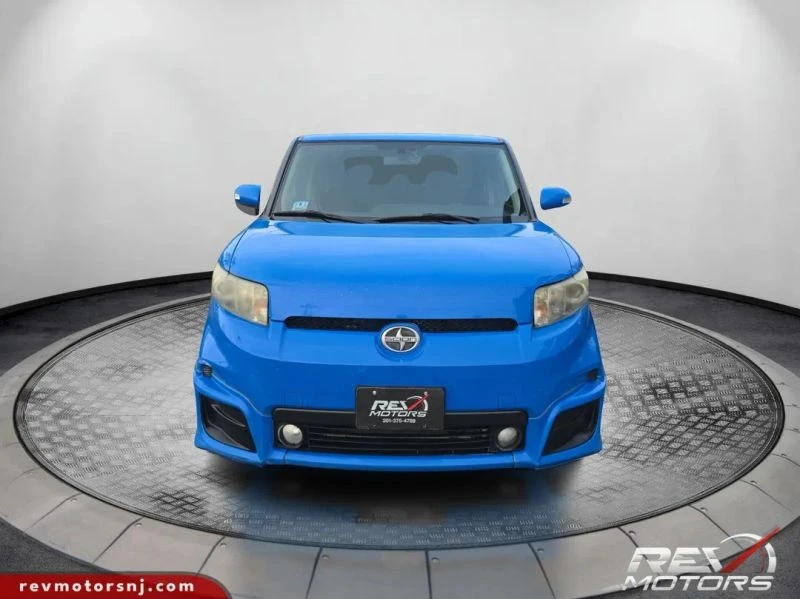 2011 Scion xB - Image 8 of 12