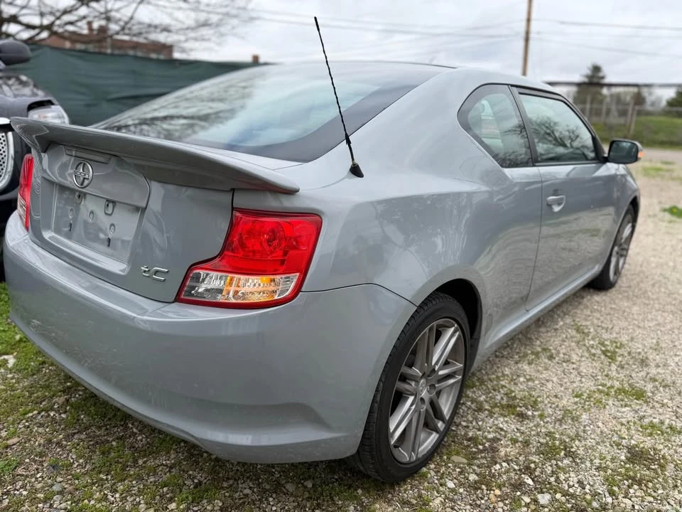2011 Scion tC - Image 4 of 9