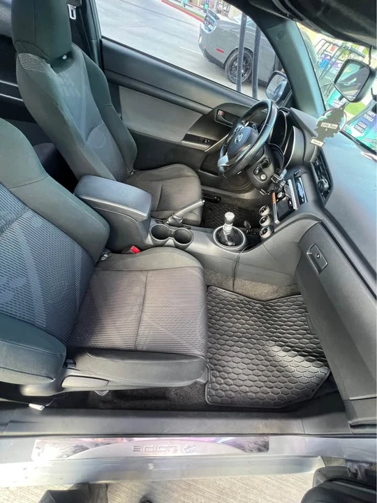 2011 Scion tC - Image 8 of 13