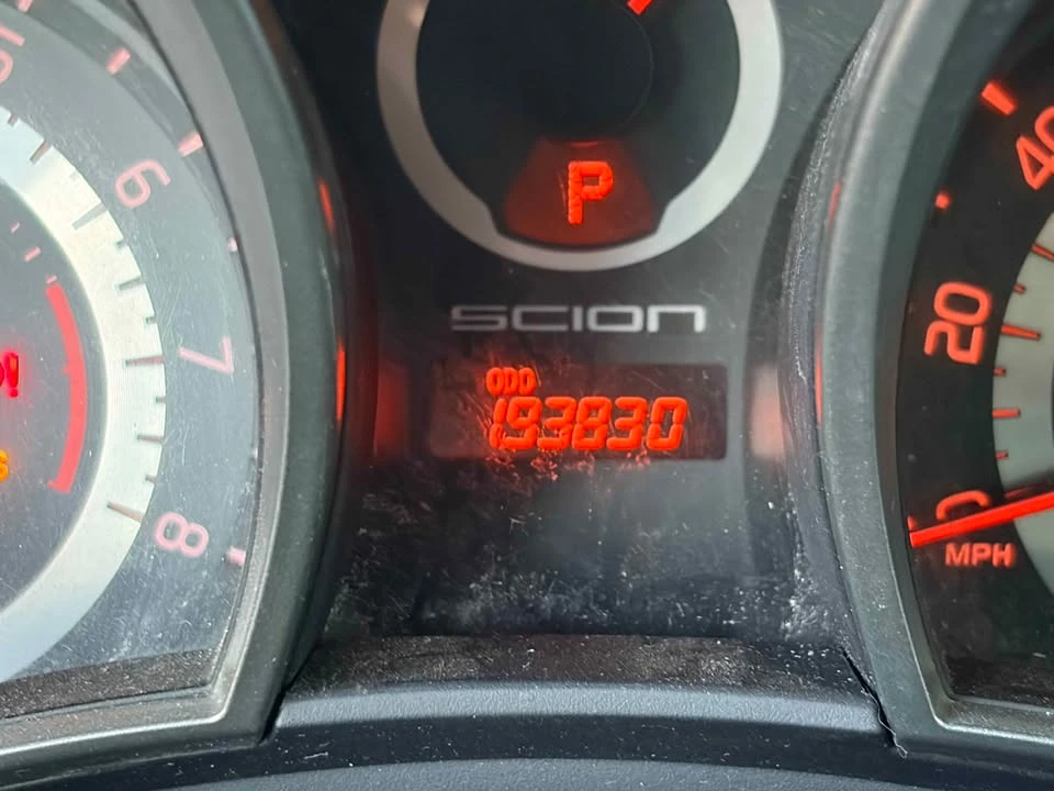 2011 Scion tC - Image 6 of 10