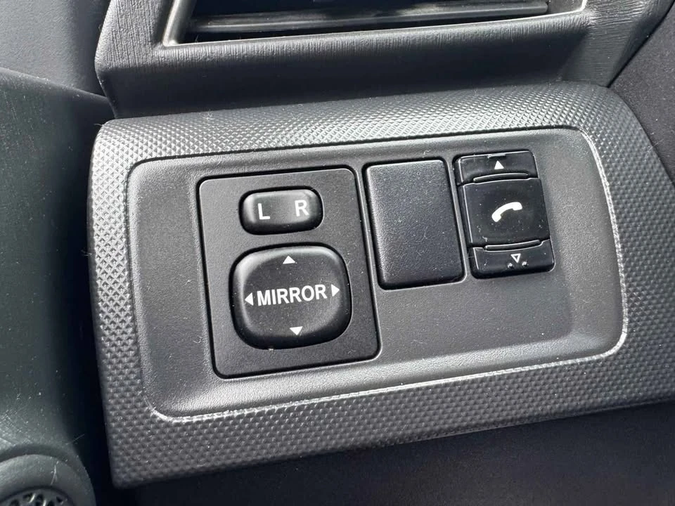 2011 Scion tC - Image 10 of 20