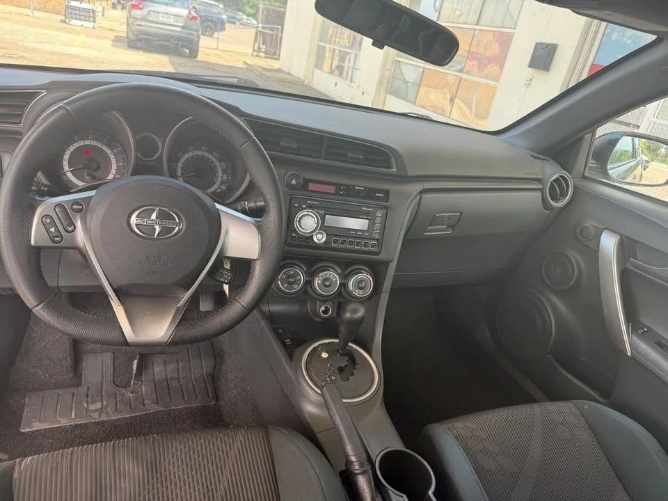 2011 Scion tC - Image 9 of 14