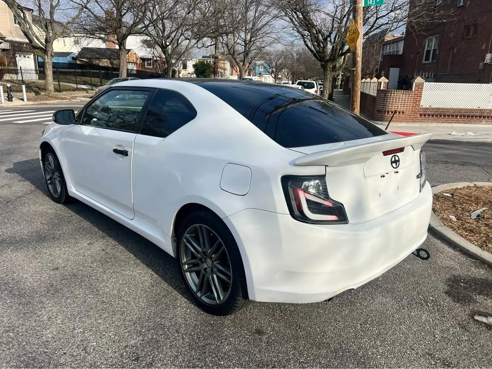 2011 Scion tC - Image 4 of 12