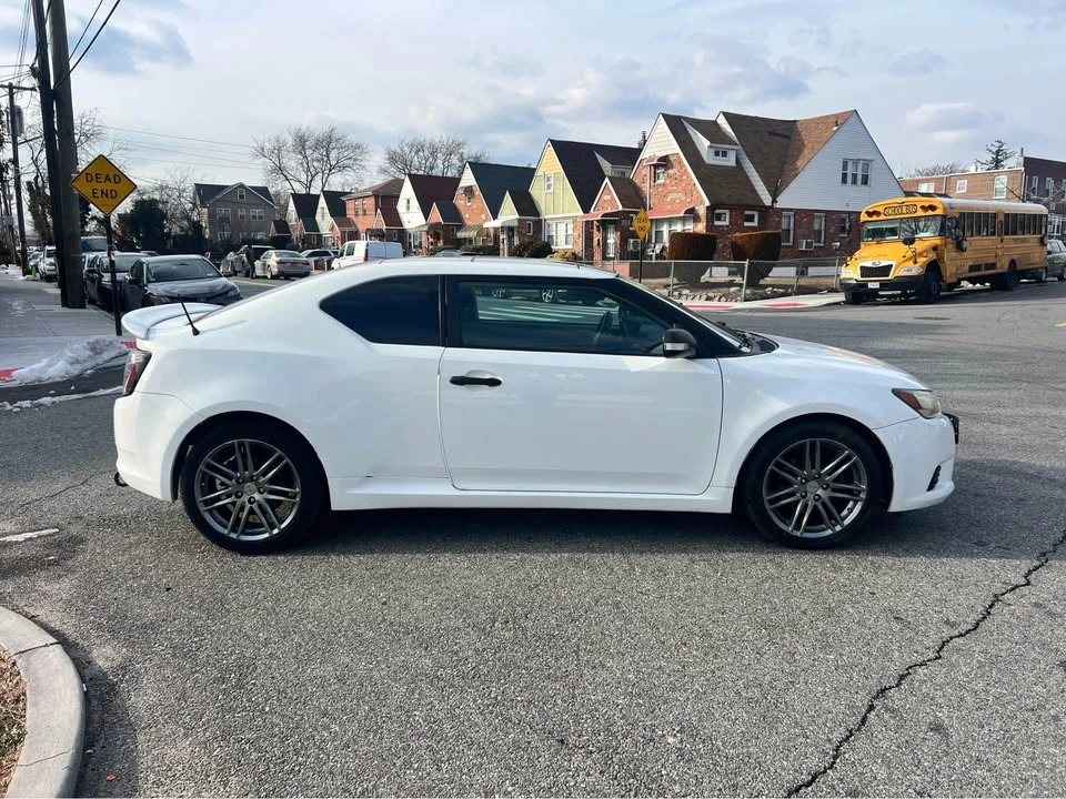 2011 Scion tC - Image 7 of 12