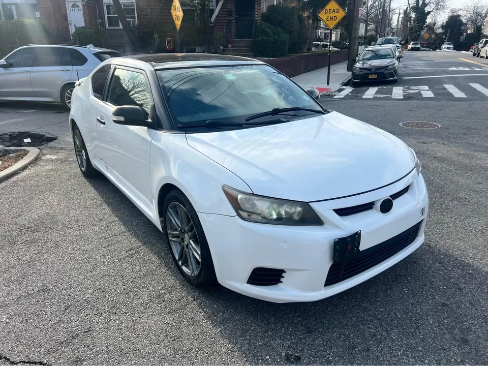 2011 Scion tC - Image 3 of 12