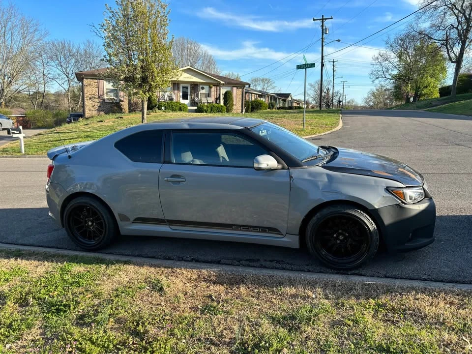 2011 Scion tC - Image 2 of 5